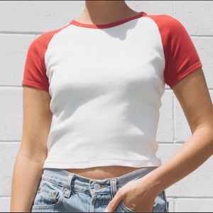 brandy melville bella top<3